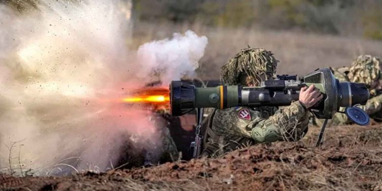 EU ministers to discuss helping Ukraine with weapons, supplies