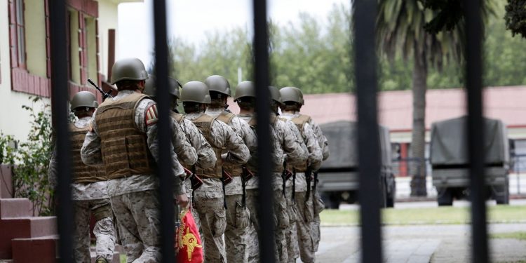 Chile redeploys army to restive southern region