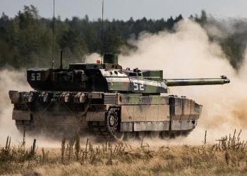 French tanks join NATO defensive line in Romania