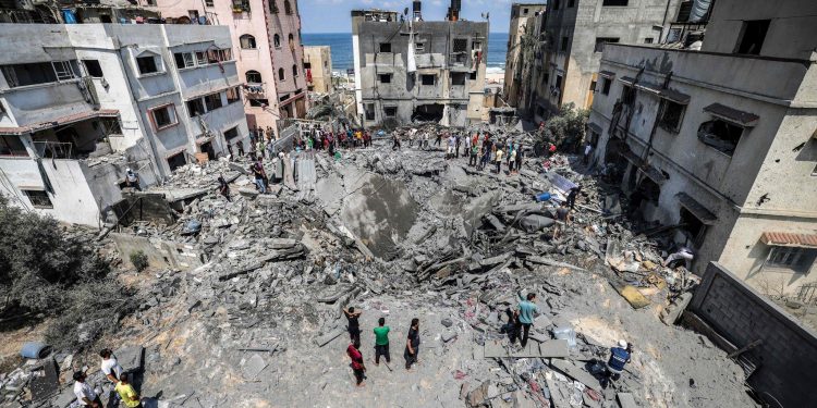 Israel, Gaza militants trade missiles after deadly West Bank raid