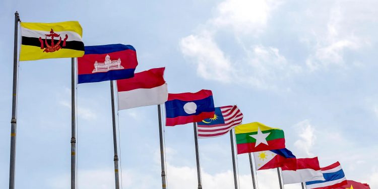 ASEAN-plus-three to meet on South China Sea, economic ties