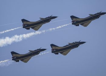Taiwan detects 30 Chinese military planes around island: ministry