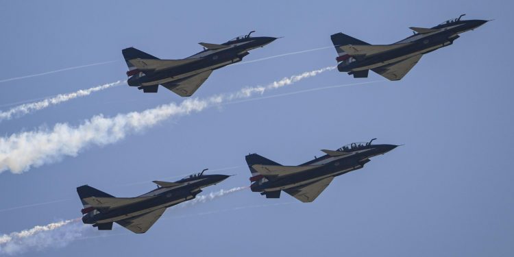 Taiwan detects 30 Chinese military planes around island: ministry